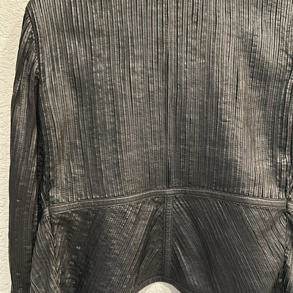 LEATHER JACKET - Picture 6 of 11